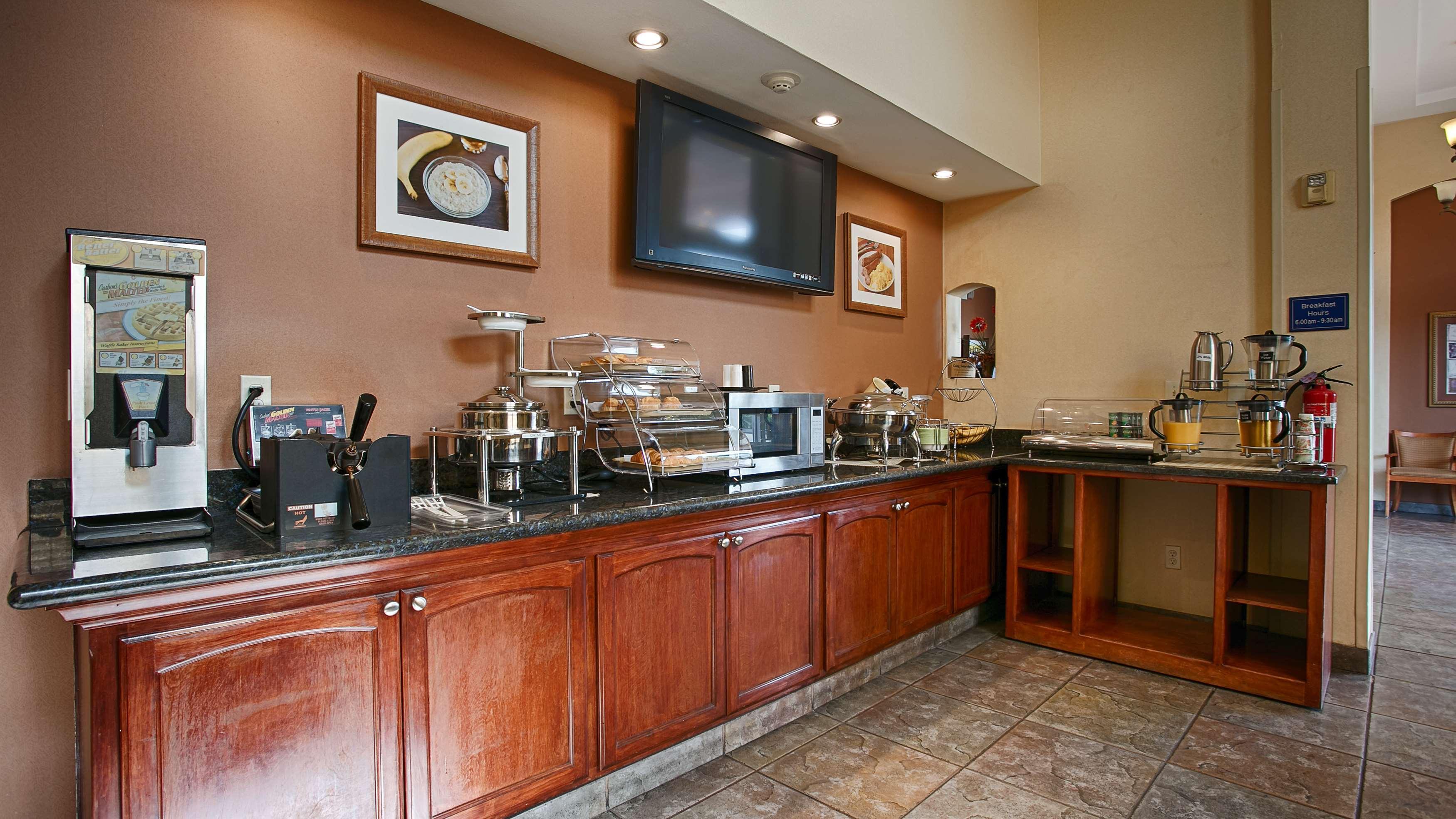 Best Western I-5 Inn & Suites Lodi Extérieur photo